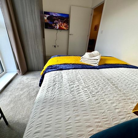 3Bedroom, 2Bathroom, Balcony,Luxury Flat Westfield London Exterior photo