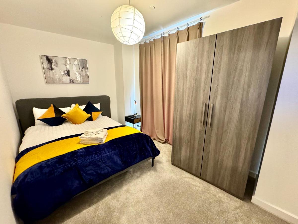 3Bedroom, 2Bathroom, Balcony,Luxury Flat Westfield London Exterior photo