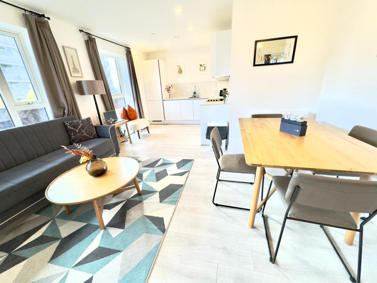 3Bedroom, 2Bathroom, Balcony,Luxury Flat Westfield London Exterior photo