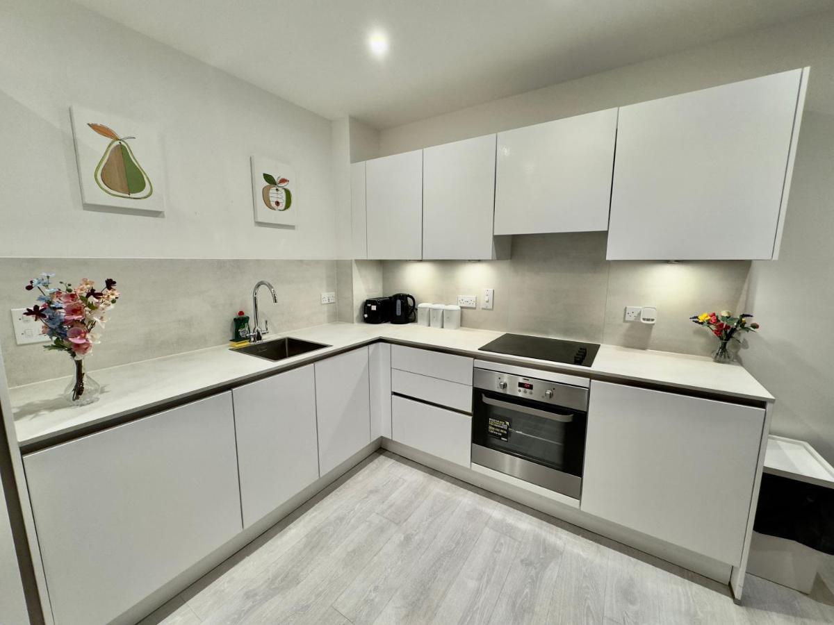3Bedroom, 2Bathroom, Balcony,Luxury Flat Westfield London Exterior photo