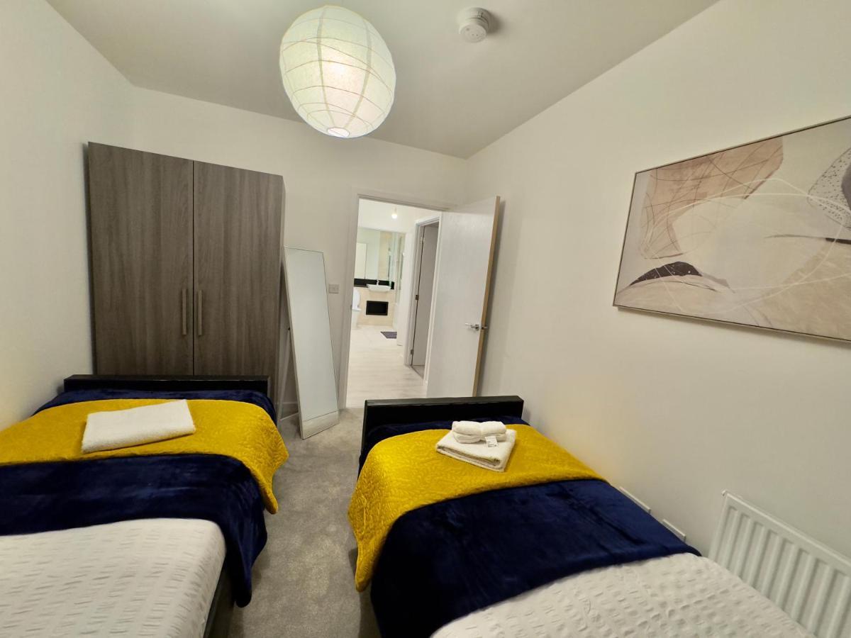 3Bedroom, 2Bathroom, Balcony,Luxury Flat Westfield London Exterior photo