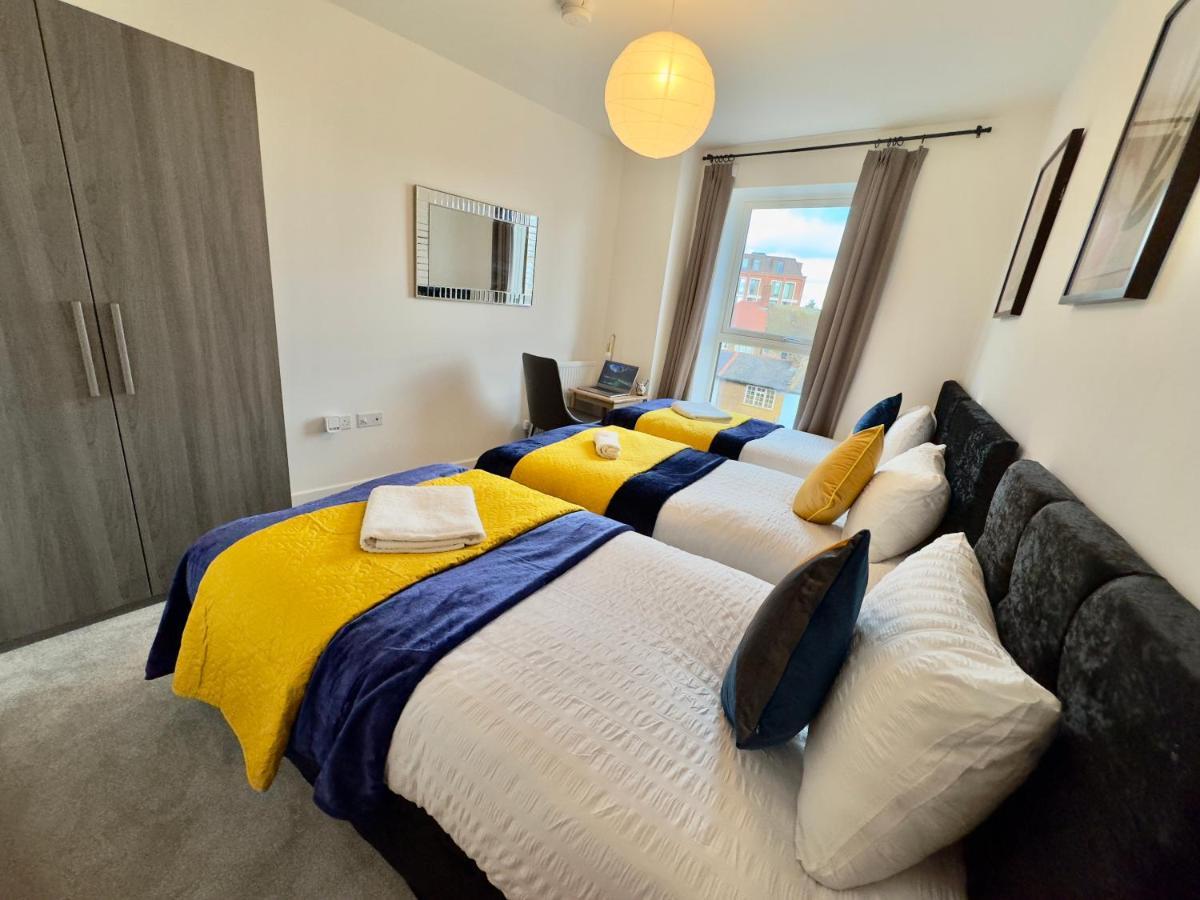 3Bedroom, 2Bathroom, Balcony,Luxury Flat Westfield London Exterior photo