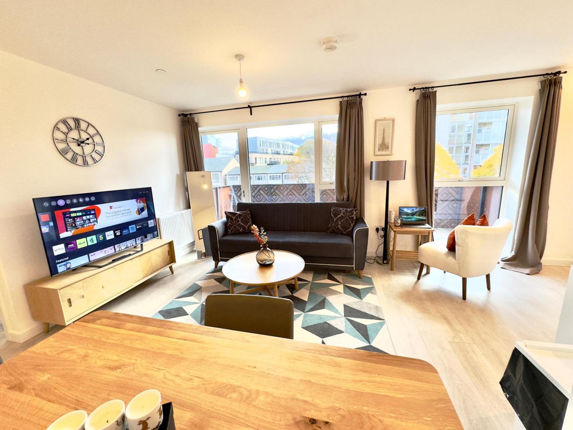 3Bedroom, 2Bathroom, Balcony,Luxury Flat Westfield London Exterior photo